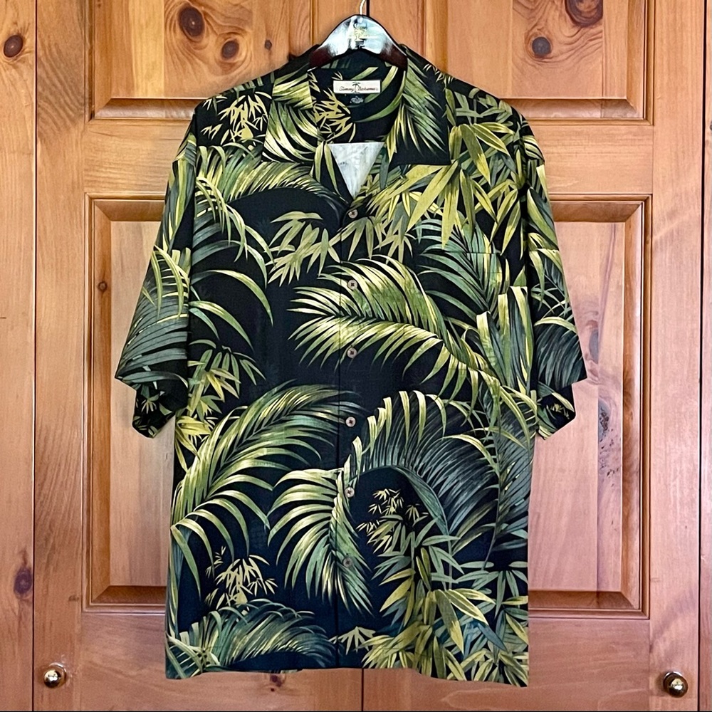 Tommy Bahama Mens Button Down Shirt